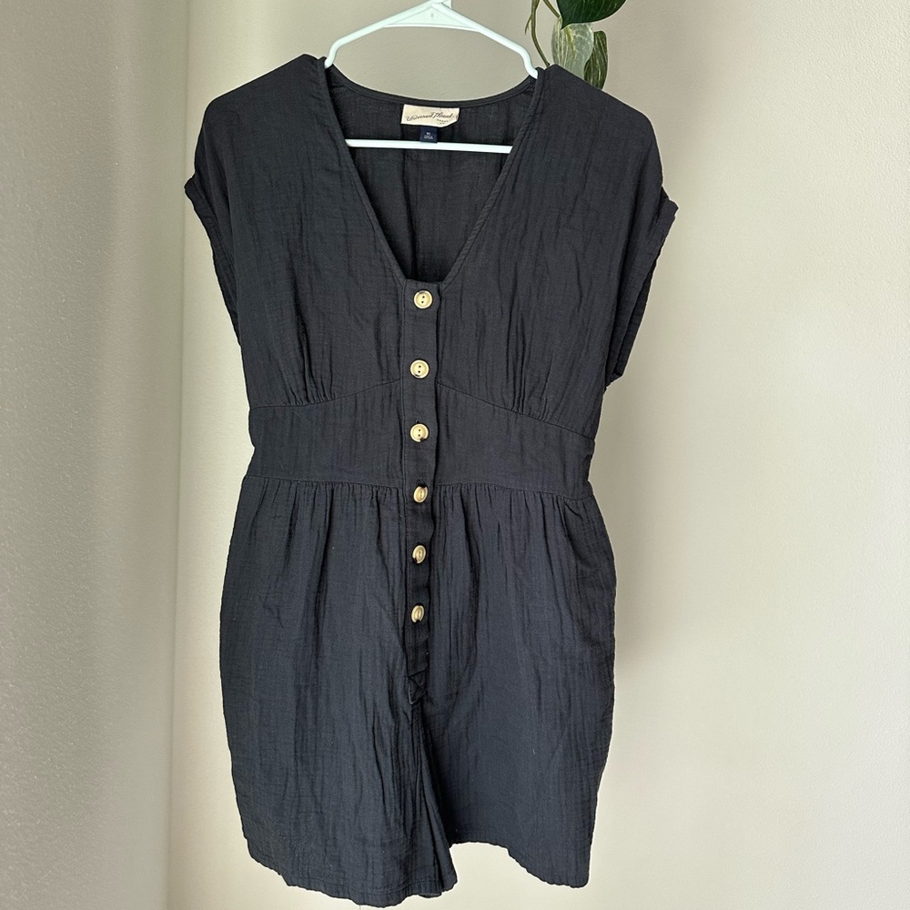 Black Linen Romper 🖤